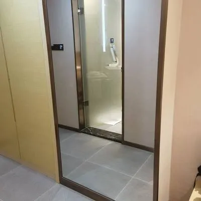 guest photo