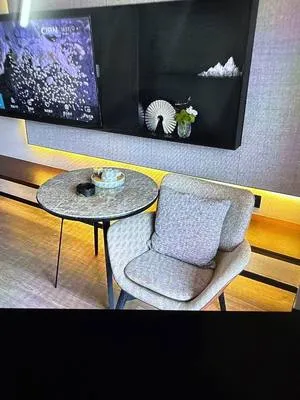 guest photo