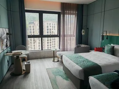 guest photo