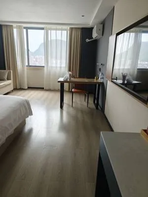 guest photo
