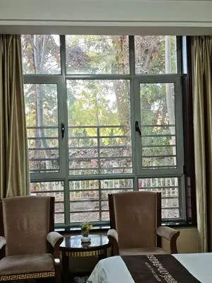 guest photo