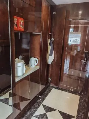 guest photo