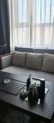 guest photo