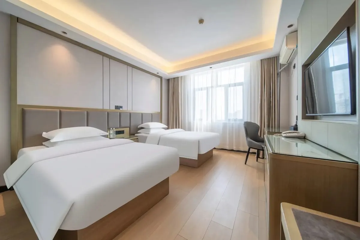 Donggang Mingzhu Grand Hotel