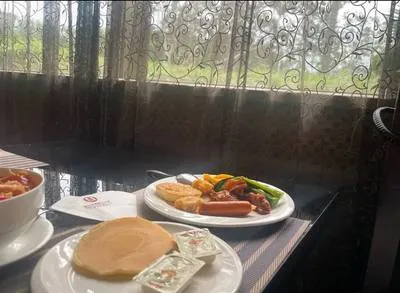 guest photo