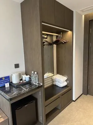 guest photo