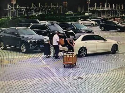 guest photo