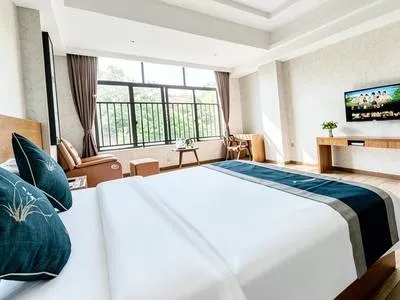 guest photo