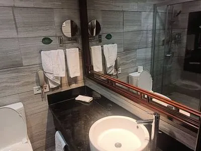 guest photo