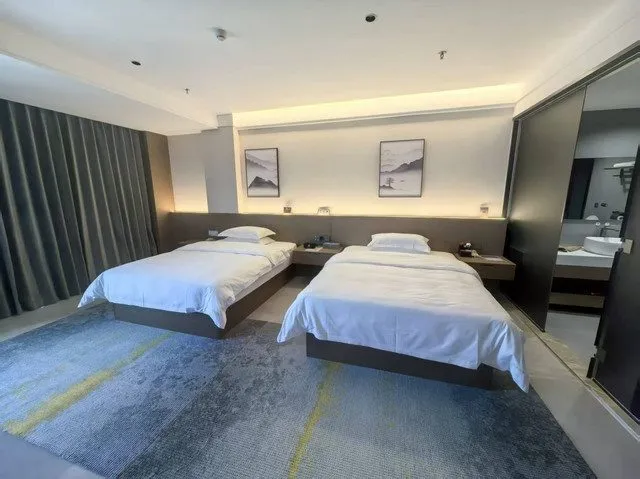 Daozhen Zijing Hotel