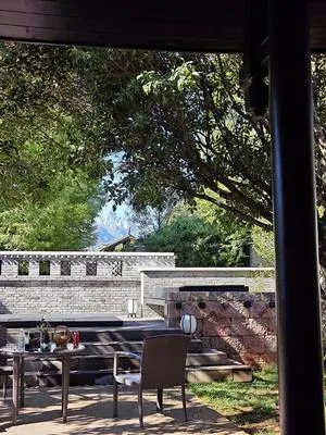 guest photo