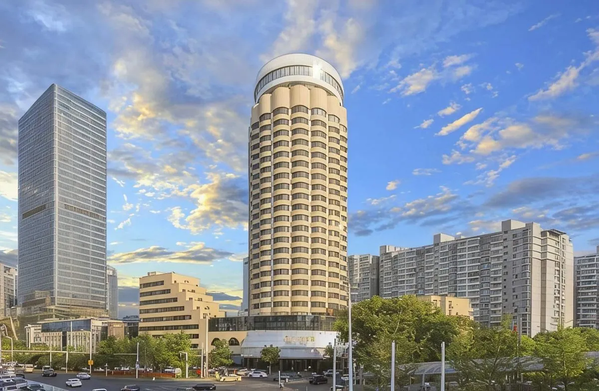 Yazhou Grand Hotel