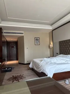 guest photo