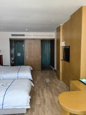 guest photo