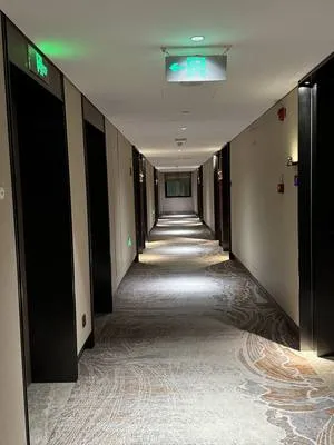 guest photo