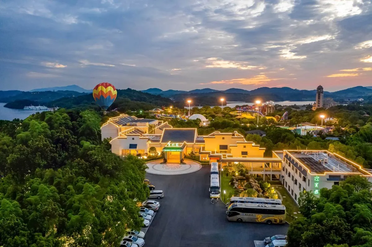 Tianmu Huxiong Maocui Zhuyuan Hotel