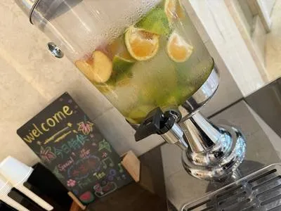 guest photo