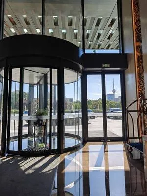 guest photo