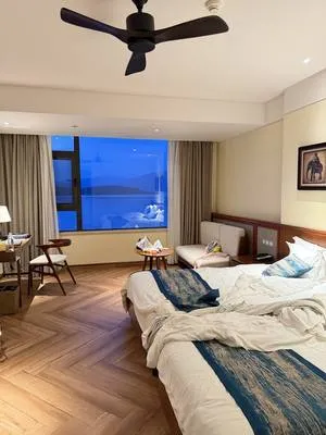 guest photo
