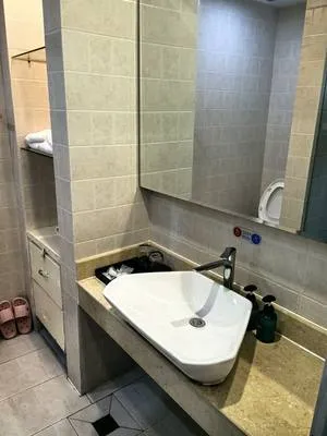guest photo
