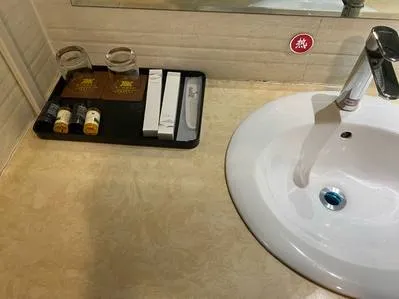 guest photo