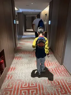 guest photo