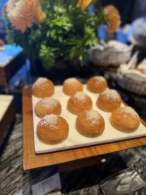guest photo
