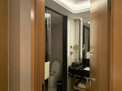 guest photo