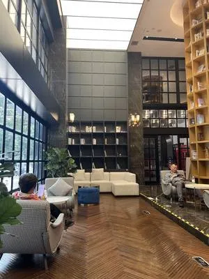 guest photo