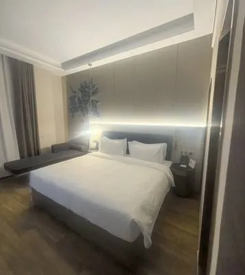 guest photo