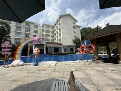 guest photo