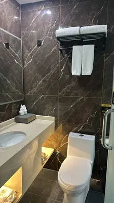 guest photo