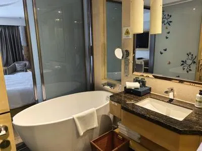 guest photo