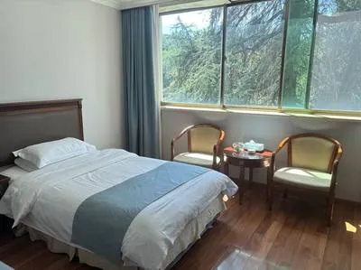 guest photo