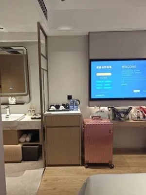 guest photo