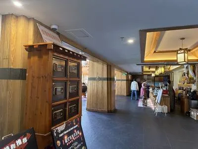 guest photo