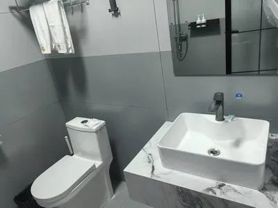 guest photo