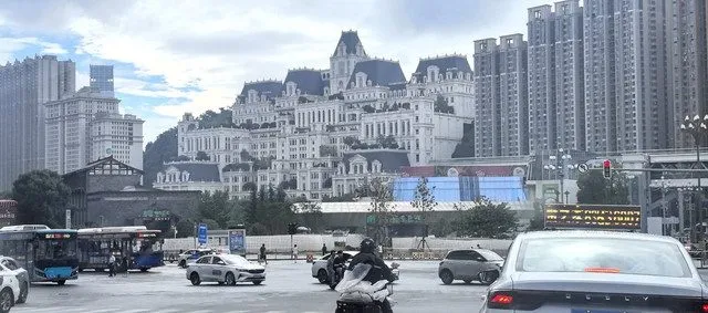 Shengfeng Hotel