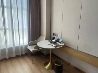 guest photo