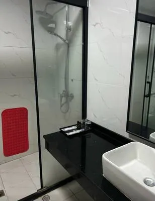 guest photo