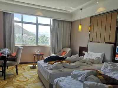 guest photo