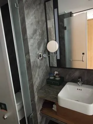 guest photo