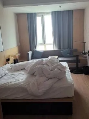 guest photo