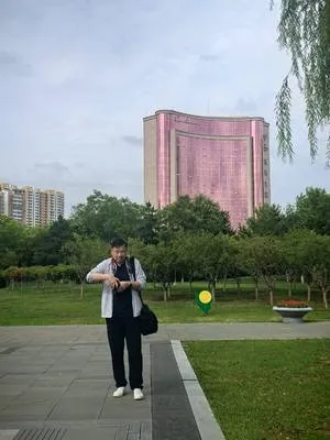 guest photo