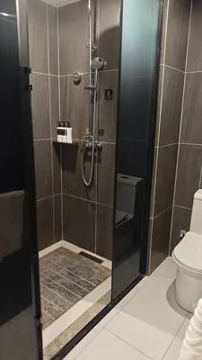guest photo