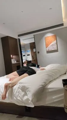 guest photo