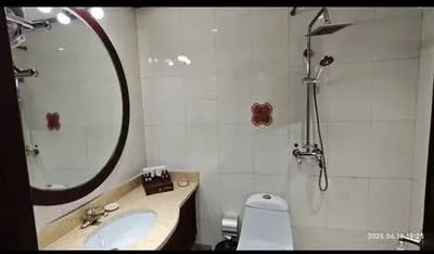 guest photo
