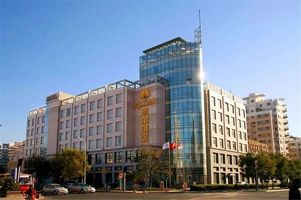 Tianjin Huizhong Hotel