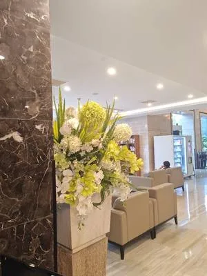 guest photo