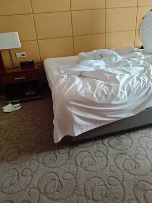 guest photo